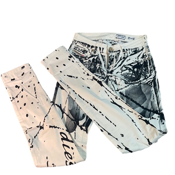 Diesel Denim - Diesel skinny Jeans from France!
